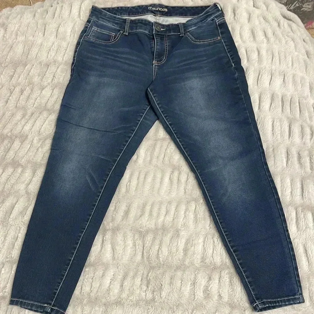 2/20 Maurice’s super soft jeggings - Picture 4 of 10